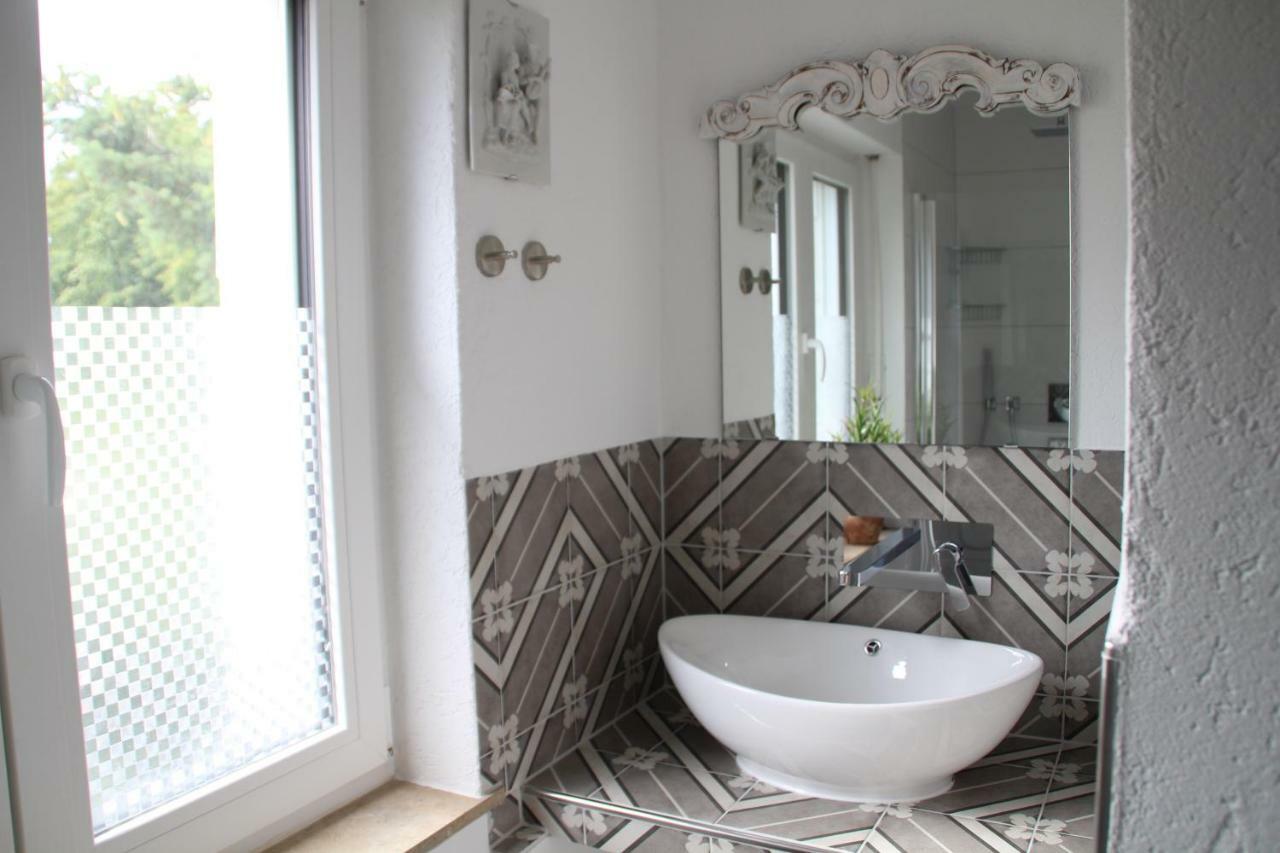 Rheingold Apartment *